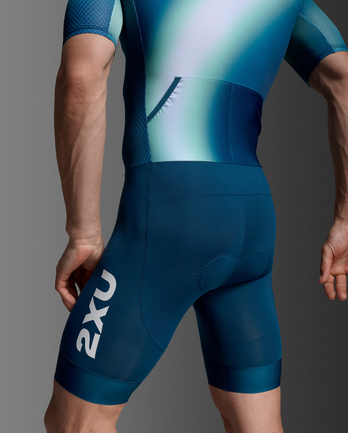 Aero Hex Sleeved Trisuit