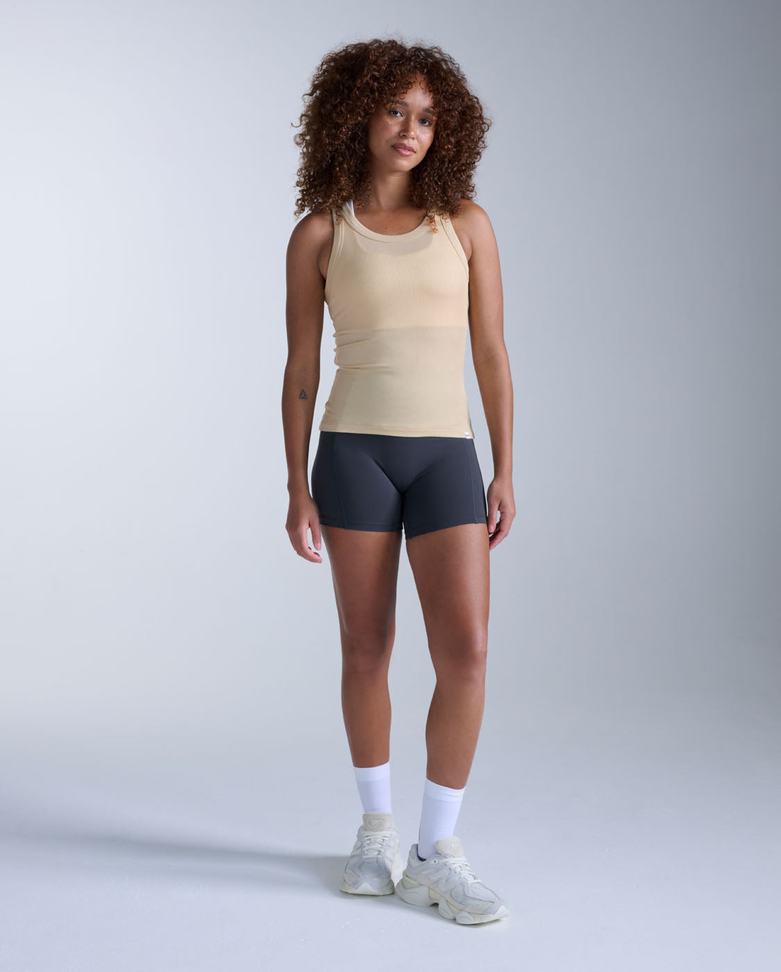 Fluid Modal Ribbed Tank