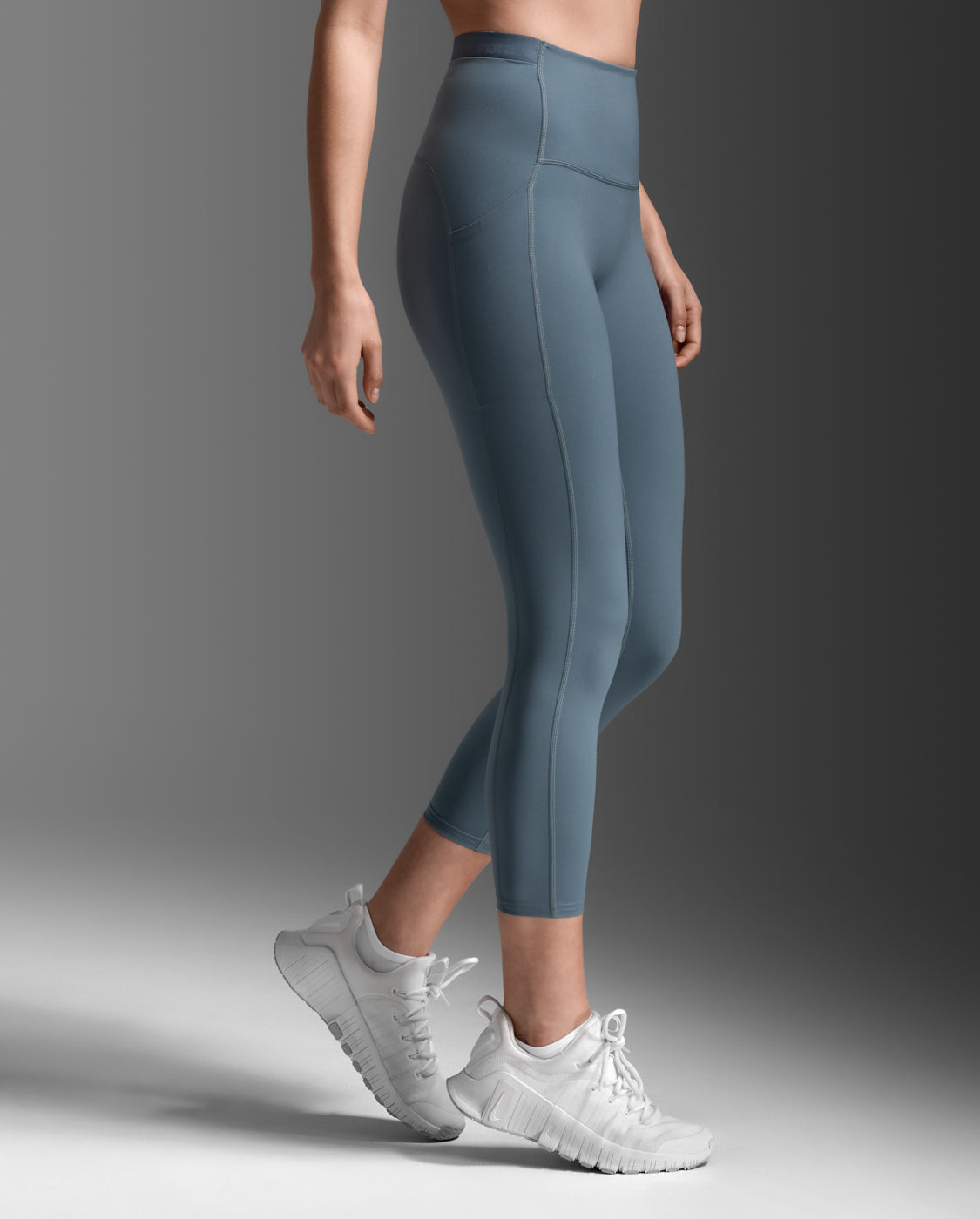 Form Stash Hi-Rise Compression 7/8 Tights with Pockets