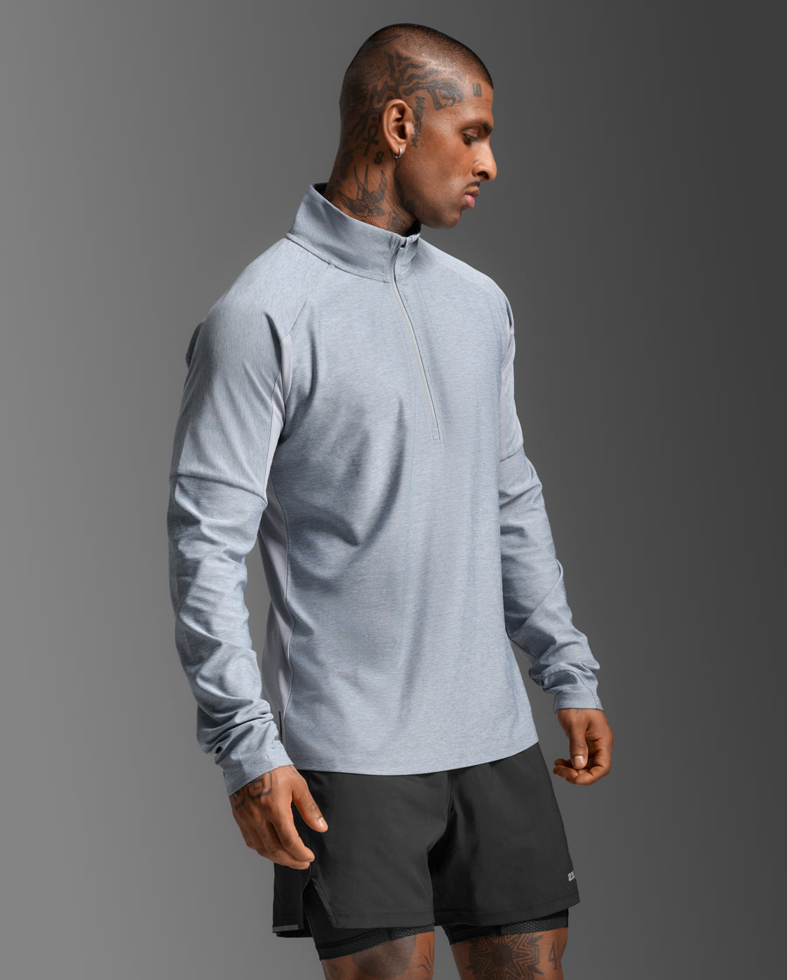 Aero 1/2 Zip V9