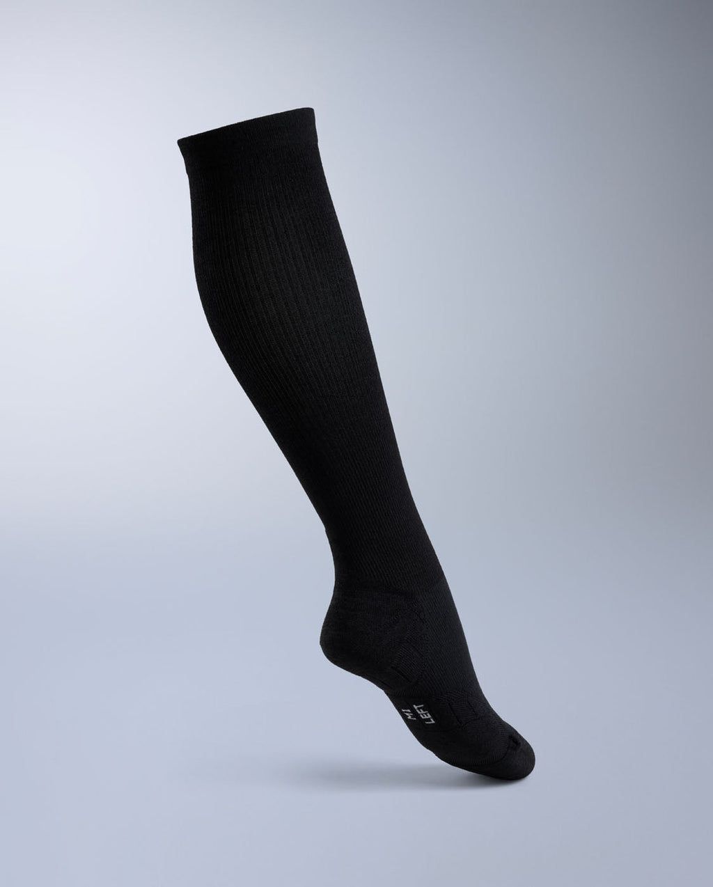 24/7 Bamboo Compression Socks J6