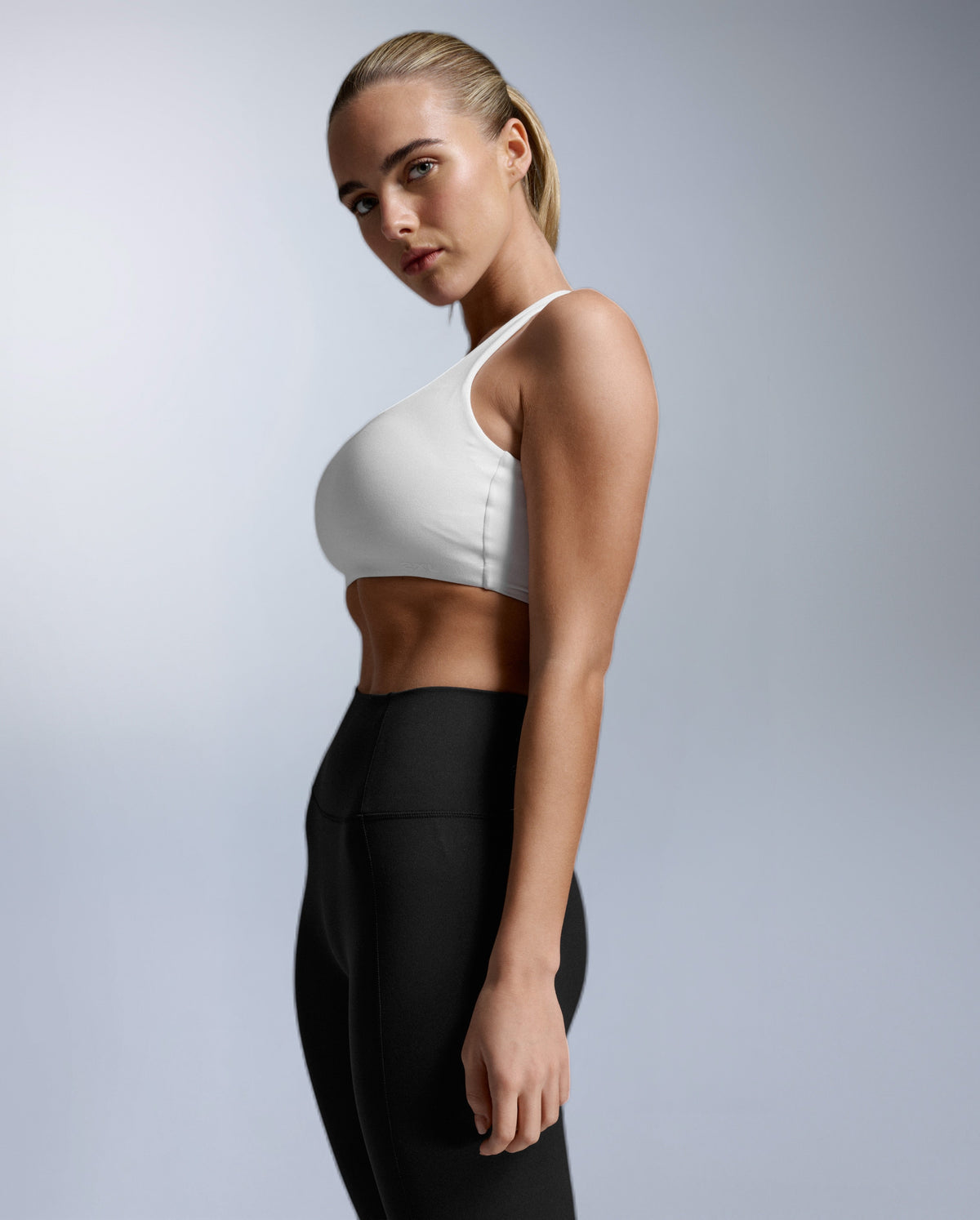 Fluid Twist Back Bra