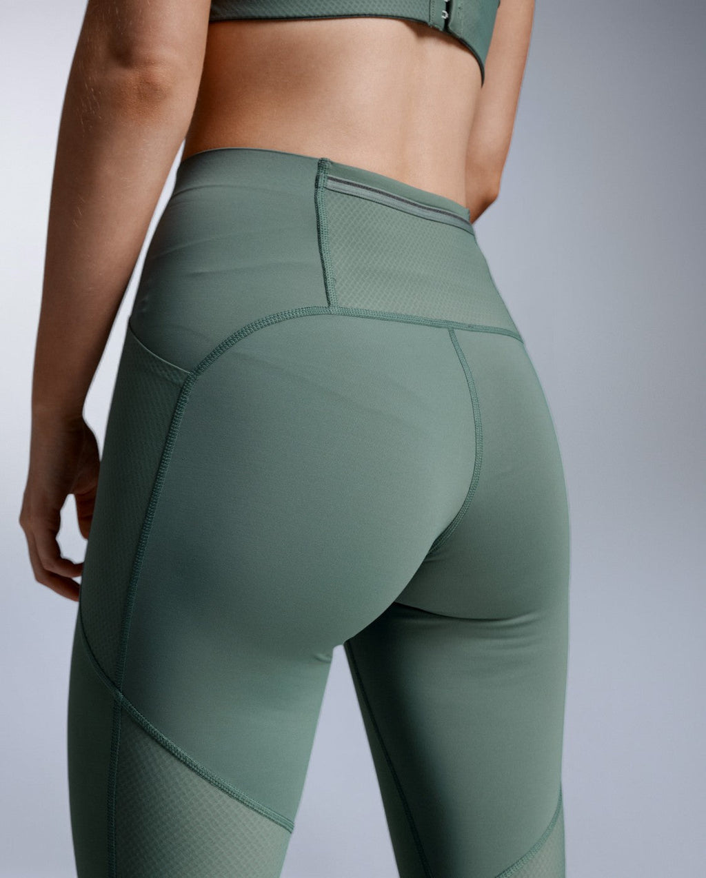 Aero Mesh Hi-Rise Compression Tights
