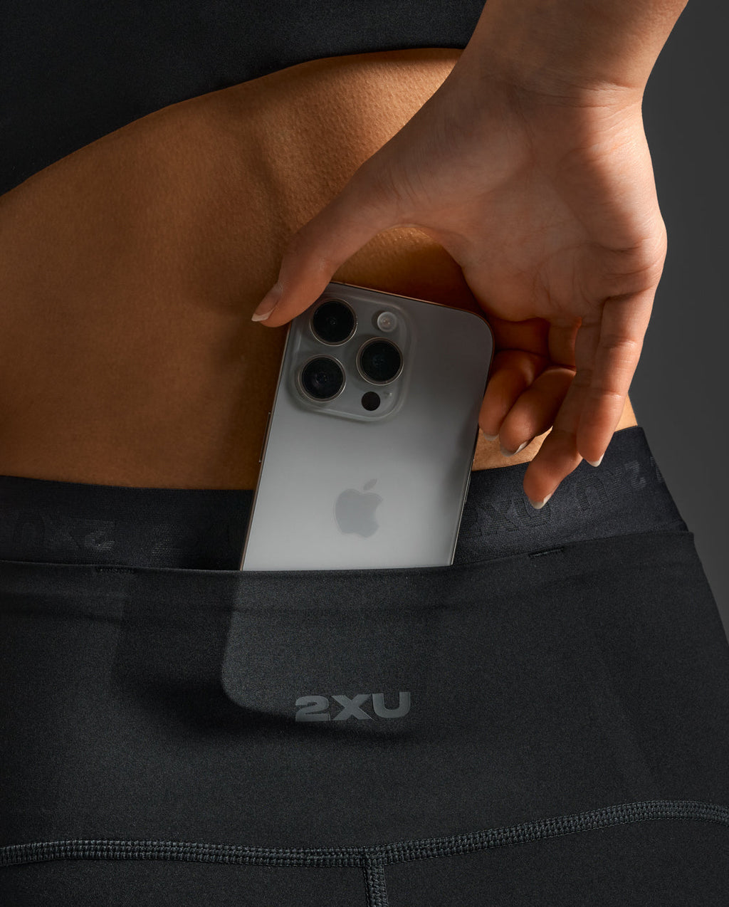 Form Stash Hi-Rise Compression 7/8 Tights with Pockets