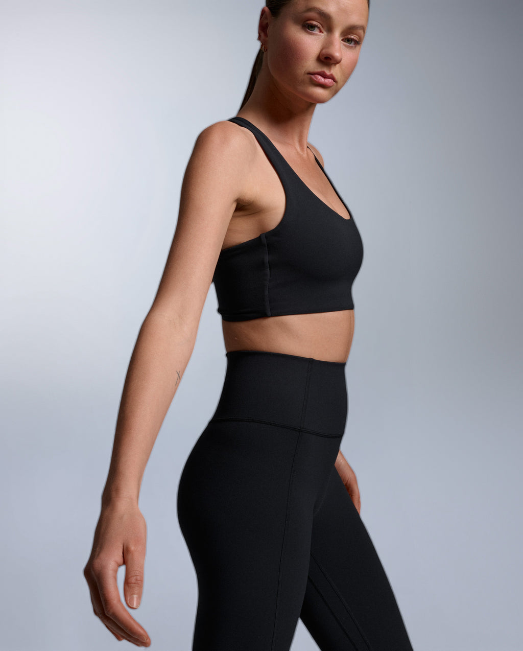 Fluid Twist Back Bra